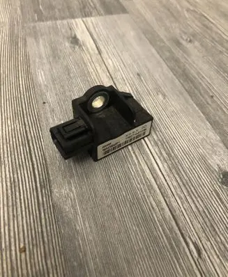 Honda CR-V Airbag deployment crash/impact sensor 77930T1GA010M4 5WK44626