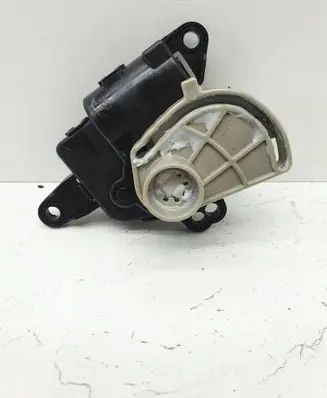 Tesla Model S Air flap motor/actuator D267AP9BA02