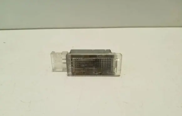 Volkswagen Eos Other interior light 7L0947415
