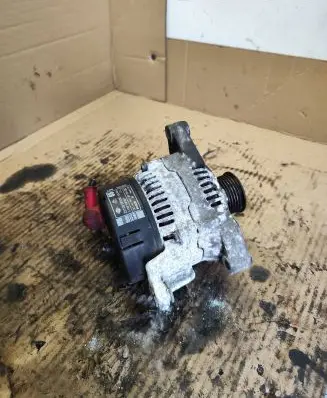 Nissan Micra Generator/alternator 231005F600 0123110007