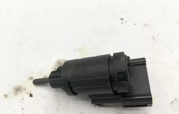 Audi A6 S6 C6 4F Brake pedal sensor switch 19322010 3B0945511C