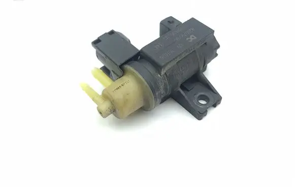 Infiniti Q30 Vacuum valve 8200790180