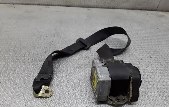 Audi A6 S6 C5 4B Front seatbelt 27213082