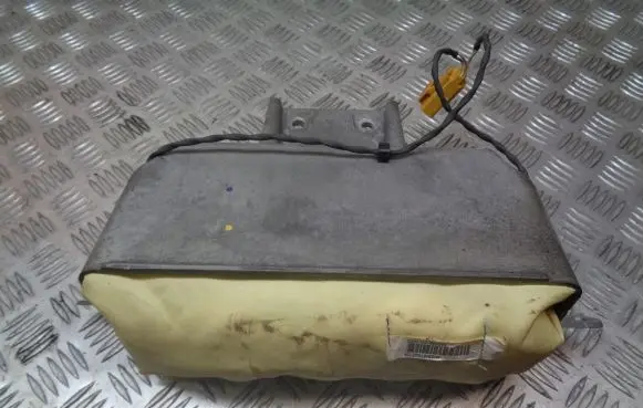 Chrysler Pacifica Steering wheel airbag P04680545AB