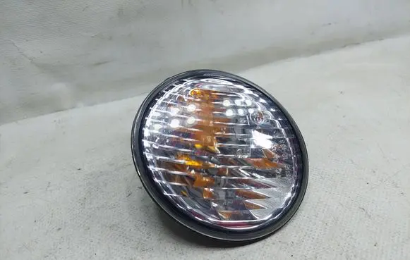 Toyota Corolla E110 Front indicator light 12438