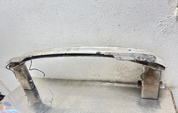 Opel Astra J Front bumper cross member 13287642 11T133 CH0189