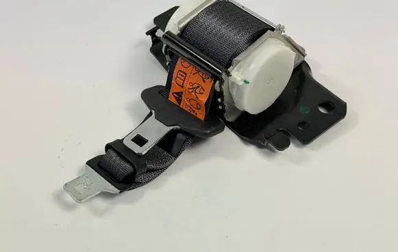 Cadillac Escalade IV Third row seat belt 23114943