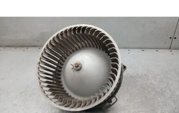 Mazda 3 I Heater fan/blower 8940000
