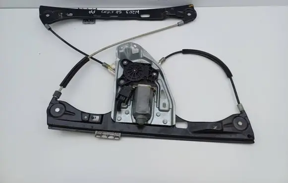 Mercedes-Benz C W203 Front door window regulator with motor A2208204542 A2037201846