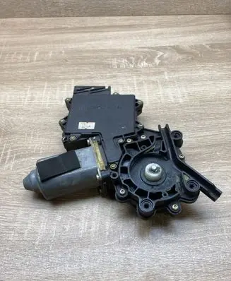 Ford Galaxy Front door window regulator motor 05075500 113760