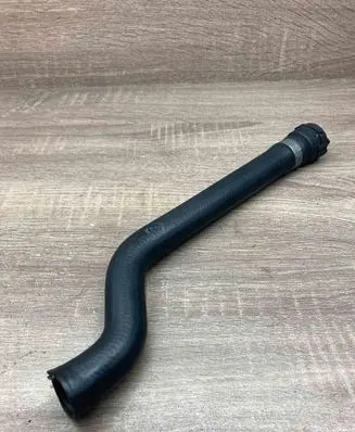 BMW 5 E39 Engine coolant pipe/hose 2247820
