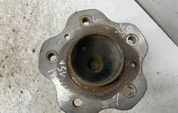 Nissan Qashqai Rear wheel hub
