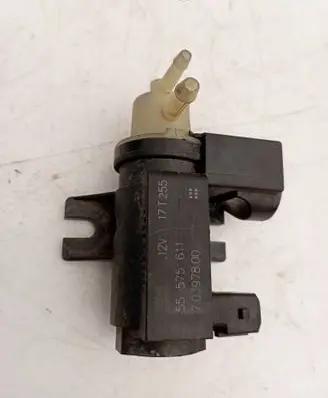Opel Insignia A Turbo solenoid valve 55575611