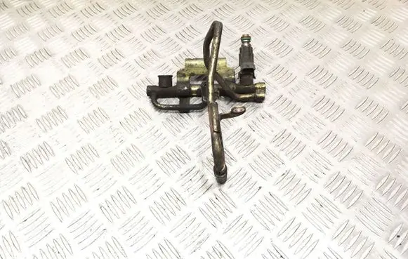 Subaru Legacy Fuel injector FBJC101 0014820