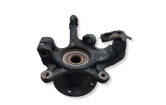 Nissan Interstar Front wheel hub spindle knuckle 