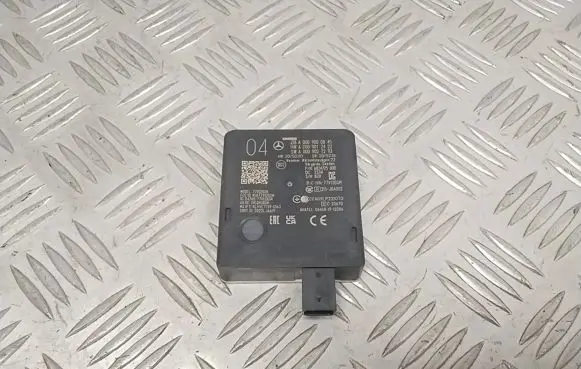 Mercedes-Benz EQS V297 Distronic sensor radar A0009000845