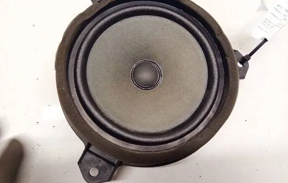 Toyota Yaris Front door speaker 861600D370