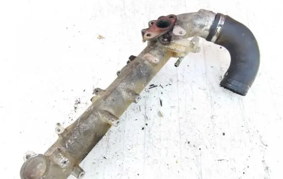 Nissan X-Trail T30 Intake manifold
