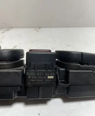 Mercedes-Benz C W203 Hazard light switch A2038215458 2038215458