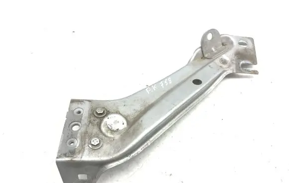 Top upper radiator support slam panel