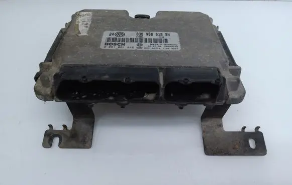 Volkswagen Golf IV Engine control unit/module 038906018