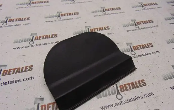 Toyota RAV 4 (XA30) Wiper trim