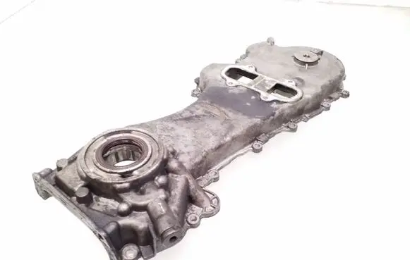 Opel Astra H Timing chain cover 55185375