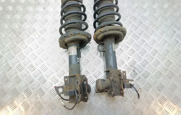 Opel Zafira B Front shock absorber/damper 13199458 13199459