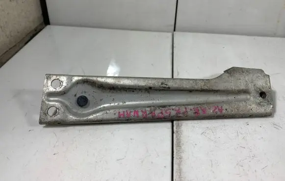 Audi A2 Fender mounting bracket 8Z0805457A
