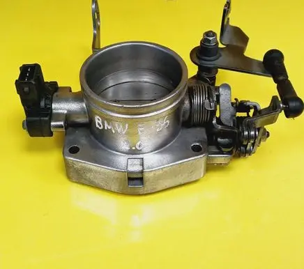 BMW 3 E36 Throttle body valve 17303629 13.36-1721486