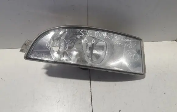 Skoda Octavia Mk2 (1Z) Front fog light 1Z0941700C