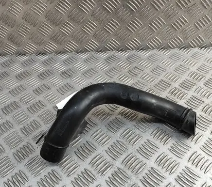 Volvo V60 Air intake hose/pipe 31474519