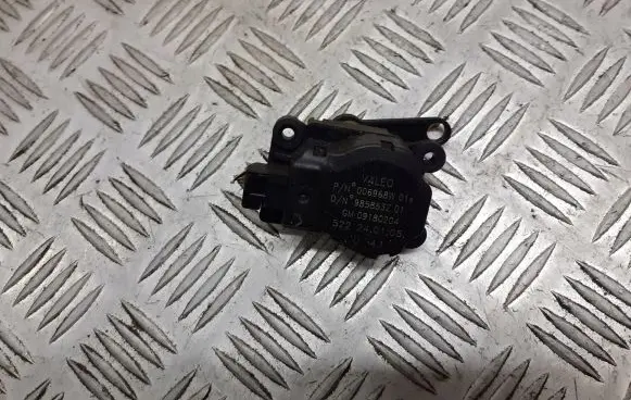 Opel Vectra C A/C air flow flap actuator/motor 09180204