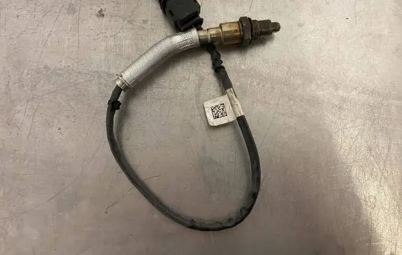 BMW 5 G30 G31 Lambda probe sensor 0258037010 865997102