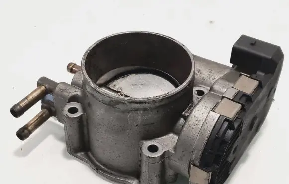 Audi A4 S4 B6 8E 8H Throttle valve 078133062b 0280750030