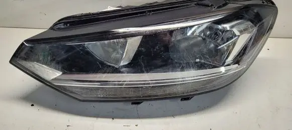 Volkswagen Touran III Headlight/headlamp