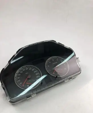 Volvo S40 Speedometer (instrument cluster) 30710071