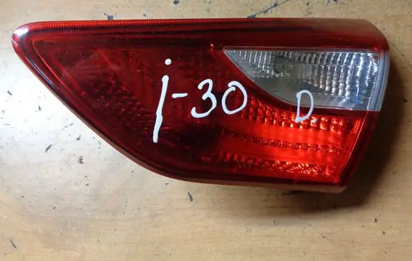 Hyundai i30 Tailgate rear/tail lights