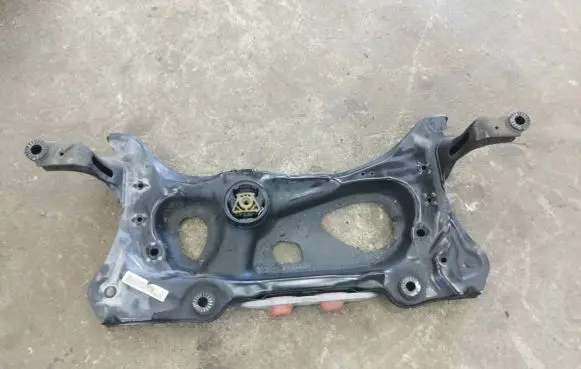 Volkswagen Golf VII Front subframe 5qm199315