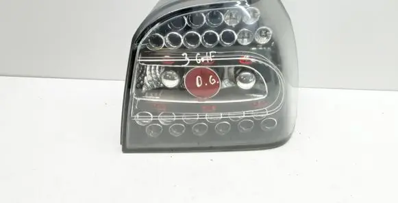 Volkswagen Golf III Rear/tail lights