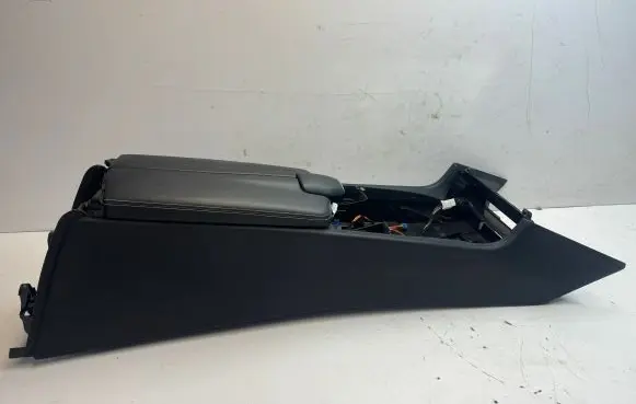 Mercedes-Benz CLS C218 X218 Center console A2186808501
