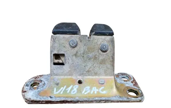 Volvo S40, V40 Tailgate lock latch 30802821