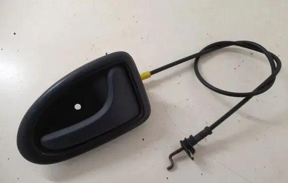 Opel Vivaro Front door interior handle 8200028995 99035101