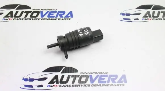 BMW X3 E83 Windscreen/windshield washer pump 8362154