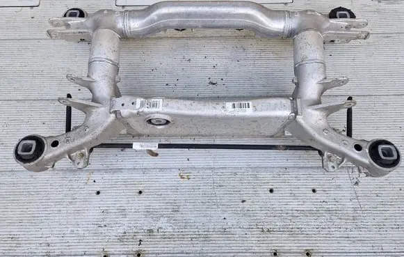 BMW 6 E63 E64 Rear subframe 6770842