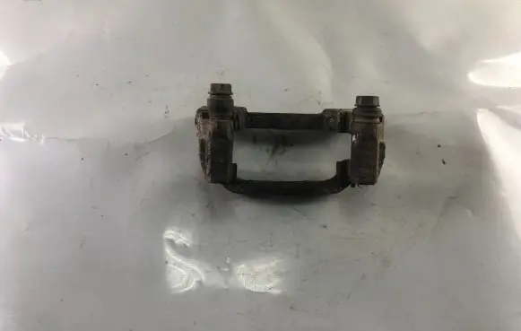 Mitsubishi Pajero Pinin Brake caliper pad carrier rear 