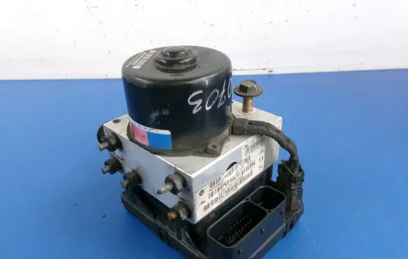 Jeep Grand Cherokee (WJ) ABS Pump P52129301AD