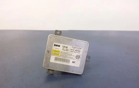 BMW 7 F01 F02 F03 F04 Voltage converter/converter module 7237647