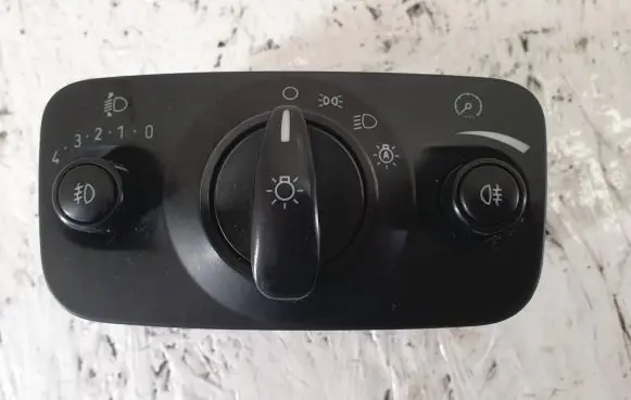 Ford Mondeo MK IV Light switch 6G9T13A024CF 04066445