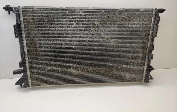 Audi A7 S7 4G Coolant radiator 8K0121251H 8K0121251